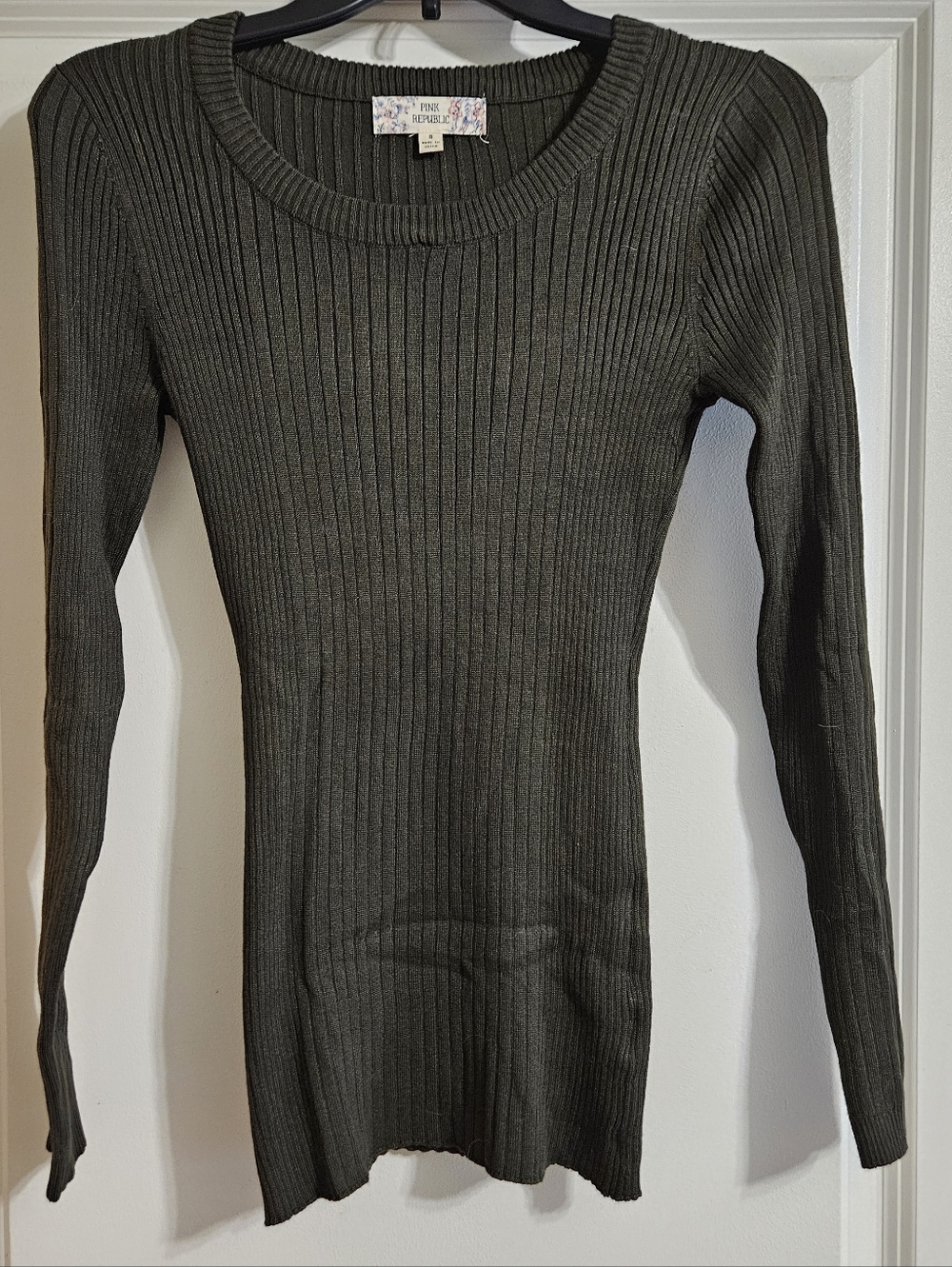 Ribbed Green Long Sleeve Sweater, Size S